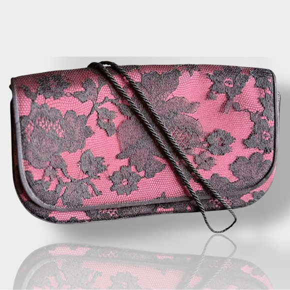 Kurt Geiger Handbags - Kurt Geiger x Baldinini 🪢 1980’s VTG Pink and Black Floral Lace Clutch Bag